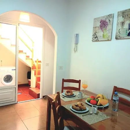 Semesterbostad Casa Tio Pancho, Cerca De La Playa De Teresitas *